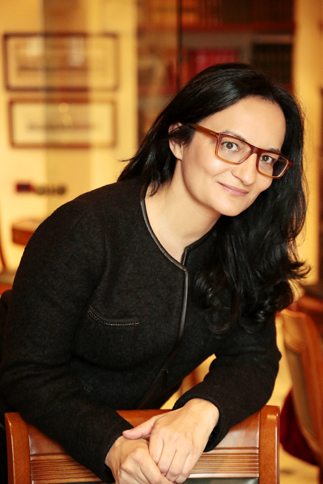 Avelina Barja avocate